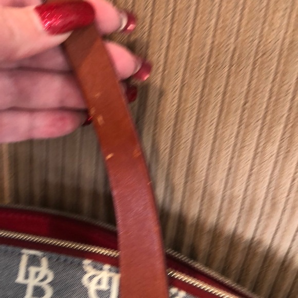 Dooney And Burke canvas bag with leather handles. - Picture 2 of 8